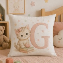 Kadorex Design Sevimli Kedicik Harfli Bebek Odası Kırlent Dekoratif Kılıfı (40 x 40) cm (G) Harfı
