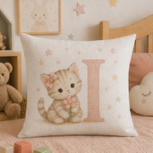 Kadorex Design Sevimli Kedicik Harfli Bebek Odası Kırlent Dekoratif Kılıfı (40 x 40) cm (I) Harfı