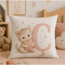 Kadorex Design Sevimli Kedicik Harfli Bebek Odası Kırlent Dekoratif Kılıfı (40 x 40) cm (Ç) Harfı