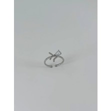 Mudanis Rodyum Kaplama Zirkon Taşlı Yüzük