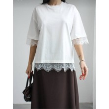 Lindalina Tekstil Kadın Oversize Bisiklet Yaka Dantel Detaylı T-Shirt