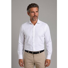 Bisse Beyaz Grubu Regular Fit Pamuk Cepsiz Klasik Uzun Yaka Gömlek GMKLS252204_D01