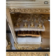 Kaizen Carpet Krem 50 cm Derinlik x 10 mt Boy Gold Su Taşı Detaylı Lüks Saten Kapitone Raf Örtüsü / Çekmece Örtüsü / Dolap İçi Örtü / Vintage Sınırlı Üretim Özel Seri Saten Raf Örtüsü