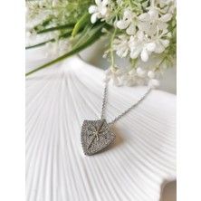 Halley Concept Zirkon Taşlı Kutup Yıldızı Çelik Kolye Silver