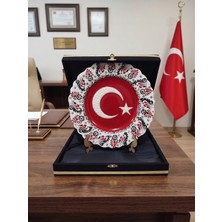 Horasan Hediyelik Kadife Kutulu Ay Yıldız Desenli Çini Tabak Ofis Kurum Makam Terfi Hediyesi 27 cm