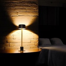 Ohbe Express LED Meragold Masa Lambası, 3000K Günışığı, Şarj Edilebilir, Taşınabilir, 3 Kademe Dokunmatik Parlaklık Ayarı, Alüminyum Gövde, Mermer Görünüm, Restoran, Yemek Masası, Yatak Başı ve Çalışma Masası Için