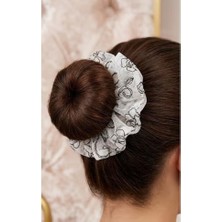 Bodrum Asel Çiçek Nakışlı Tül Scrunchie Toka - Zarif Topuz Aksesuarı