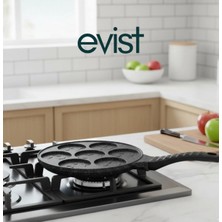 Evist 7 Bölmeli (Emojili) Döküm ( Pankek ) Tava ( 28CM ) ( Kabartma Piramit Desenli Bakalit Sap=18.2cm )