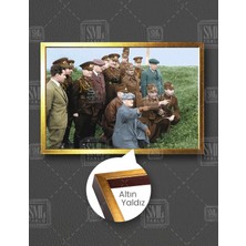 SML Tablo Atatürk ve Askerler Toplu Çekim Fotoğraf Nostalji Yatay Çerçeveli Kanvas Tablo