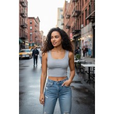 Bemy Store Kadın Gri Modern Fit Kare Yaka Crop Top Bluz