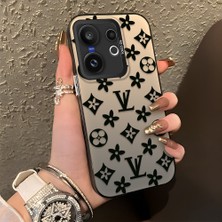 HONTINGA Vivo X200 Fe ile Uyumlu Kılıf Silikon Kenar Sert Arka Kamera Koruyucu Basitlik Anti Düşme Kamera Korumalı Marka Desen Couple Telefon Kılıfı Kadın ve Erkek Için Uygundur K1-1326
