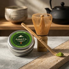 Asia & Co. Premium Matcha Tea Bundle Set – Matcha Tozu, Bambu Çırpıcı ve Matcha Kaşığı