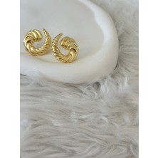 Revoia Kıvrımlı Sarmal Gold Küpe