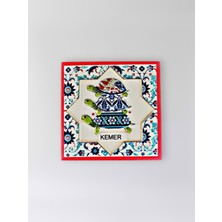 Mundy Kemer Temalı Polyester Kabartmalı Kaplumbağa Desen Magnet  7 x 7 cm – Dekoratif Hediyelik Buzdolabı Süsü  (KOD:1179)