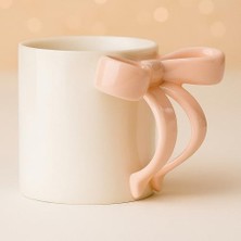 SDT Group Porselen Kupa, Pembe Kurdele Saplı, Beyaz Sedefli, 340 ml Kapasiteli, 9x8 cm Boyutlarında, Çay ve Kahve Için