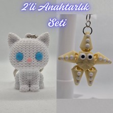 3D Atölye Maker Beyaz Örgü Desenli Kedi ve Açık Sarı Hareketli Deniz Yıldızı Anahtarlık