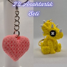 3D Atölye Maker Açık Pembe Örgü Desenli Kalp ve Sarı Örgü Desen Triceratops Anahtarlık