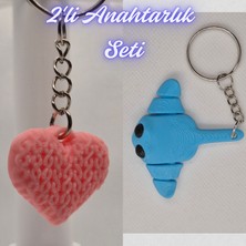 3D Atölye Maker  Açık Pembe Örgü Desenli Kalp ve Açık Mavi Esnek Vatoz Anahtarlık
