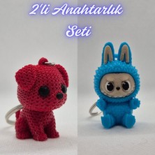 3D Atölye Maker  Kırmızı Örgü Desenli Köpek ve Açık Mavi Labubu Anahtarlık