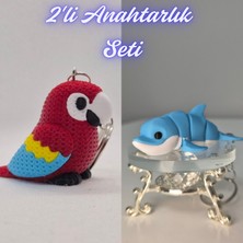 3D Atölye Maker  Kırmızı Örgü Desen Papağan ve Açık Mavi Esnek Renkli Yunus Anahtarlık