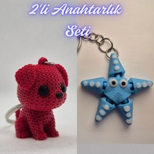 3D Atölye Maker  Kırmızı Örgü Desenli Köpek ve Açık Mavi Hareketli Deniz Yıldızı Anahtarlık