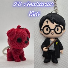 3D Atölye Maker  Kırmızı Örgü Desenli Köpek ve Harry Potter Anahatarlık Anahtarlık