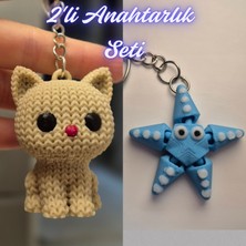 3D Atölye Maker  Krem Örgü Desenli Kedi ve Açık Mavi Hareketli Deniz Yıldızı Anahtarlık
