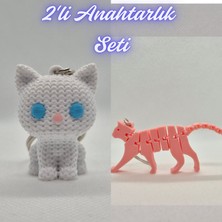 3D Atölye Maker  Beyaz Örgü Desenli Kedi ve Açık Pembe Esnek Kedi Anahtarlık