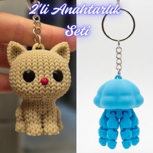 3D Atölye Maker  Krem Örgü Desenli Kedi ve Açık Mavi Hareketli Deniz Anası Anahtarlık