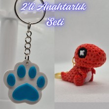 3D Atölye Maker Açık Mavi Kedi Patisi ve Kırmızı Örgü Desen Hareketli Dino Anahtarlık