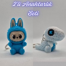 3D Atölye Maker  Açık Mavi Labubu ve Beyaz Örgü Desen Hareketli Dino Anahtarlık