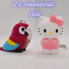 3D Atölye Maker  Kırmızı Örgü Desen Papağan ve Beyaz Hello Kitty Anahtarlık