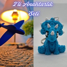 3D Atölye Maker  Mavi Uçak ve Açık Mavi Örgü Desen Triceratops Anahtarlık