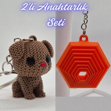3D Atölye Maker  Koyu Kahverengi Örgü Desenli Köpek ve Turuncu Hareketli Altıgen Anahtarlık