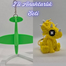 3D Atölye Maker  Yeşil Uçak ve Sarı Örgü Desen Triceratops Anahtarlık