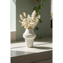 Elizovi Home Modern Dalgalı Dokulu Dekoratif Vazo Obje 15 cm – Minimal Beyaz Salon & Ofis Aksesuarı