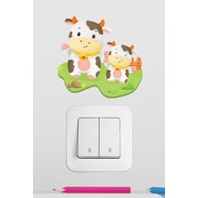 Pinkipay Buzağı ve Annesi Çocuk Odası Dekoratif Priz Stickerı 4'lü Paket
