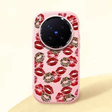 HONTINGA Vivo X300 Pro ile Uyumlu Kılıf Kamera Korumalı Düşüme Önleyici Kamera Koruyucu Pembe Yumuşak Silikon Couple Telefon Kılıfı Öpücük Desenli K4-0366