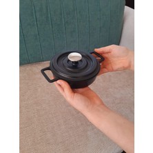 Bir Sürü Eşya Pak Market Lavonni Yapışmaz Döküm Mini Tencere 14 cm Kapaklı Küçük Yemek Pişirme ve Sunum Tenceresi