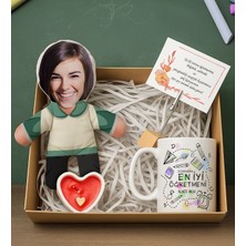 Bk Gift Kişiye Özel Kadın Öğretmen Bebek Yastık & Kupa Bardak & Mum & Notluk -1, Öğretmenler Günü, Öğretmene Hediye