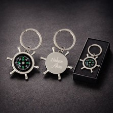 Bk Gift Kişiye Özel Isimli 2001 Tek Taraflı Pusulalı Metal Anahtarlık – Lazer Baskılı Fonksiyonel Anahtarlık