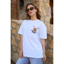 Velvoria Unisex Oversize Beyaz Scooter T-Shirt