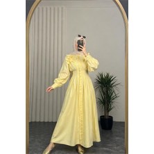 Neşeli Butik Kadın Sarı Belden Oturtmalı Çiçek Detaylı Premium Tesettür Elbise NBVQ4933