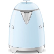 smeg KLF05PBEU 50'S STYLE Pastel Mavi Mini Kettle 1 lt Otomatik Kapanma Özelliği ile Şık ve Güvenli Kullanım