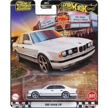 Odea Hot Wheels Boulevard Premium Araç Seti, 91 Bmw M5 Modeli