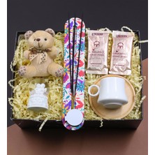 vegahediye v vega Beyaz Bambulu Fincan & Tütsü & Beyaz Mini Melek Kar Küresi & Peluş Ayıcık & Kahve Hediye Seti
