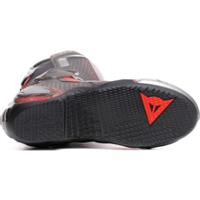 Dainese Torque 4 S Black Red Lava Su Geçirmez Koruma ve Yüksek Performans Deri Bot