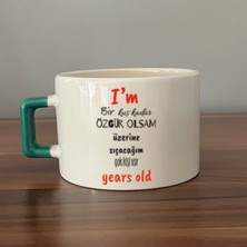 Mor Mürekkep I`m Bir Kuş Kadar Özgür Olsam Yeşil Kulplu Kare Motivasyon Hediyesi Bardak Kupa Fincan Mug