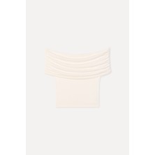 Mudo Kadın Ekru Fitted Açık Yaka Kolsuz T-Shirt
