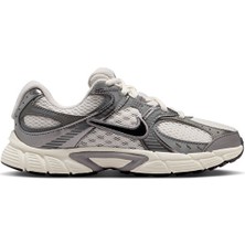 Nike V5 Rnr (Gs) Genç Günlük Ayakkabı HQ6411-003 Gri